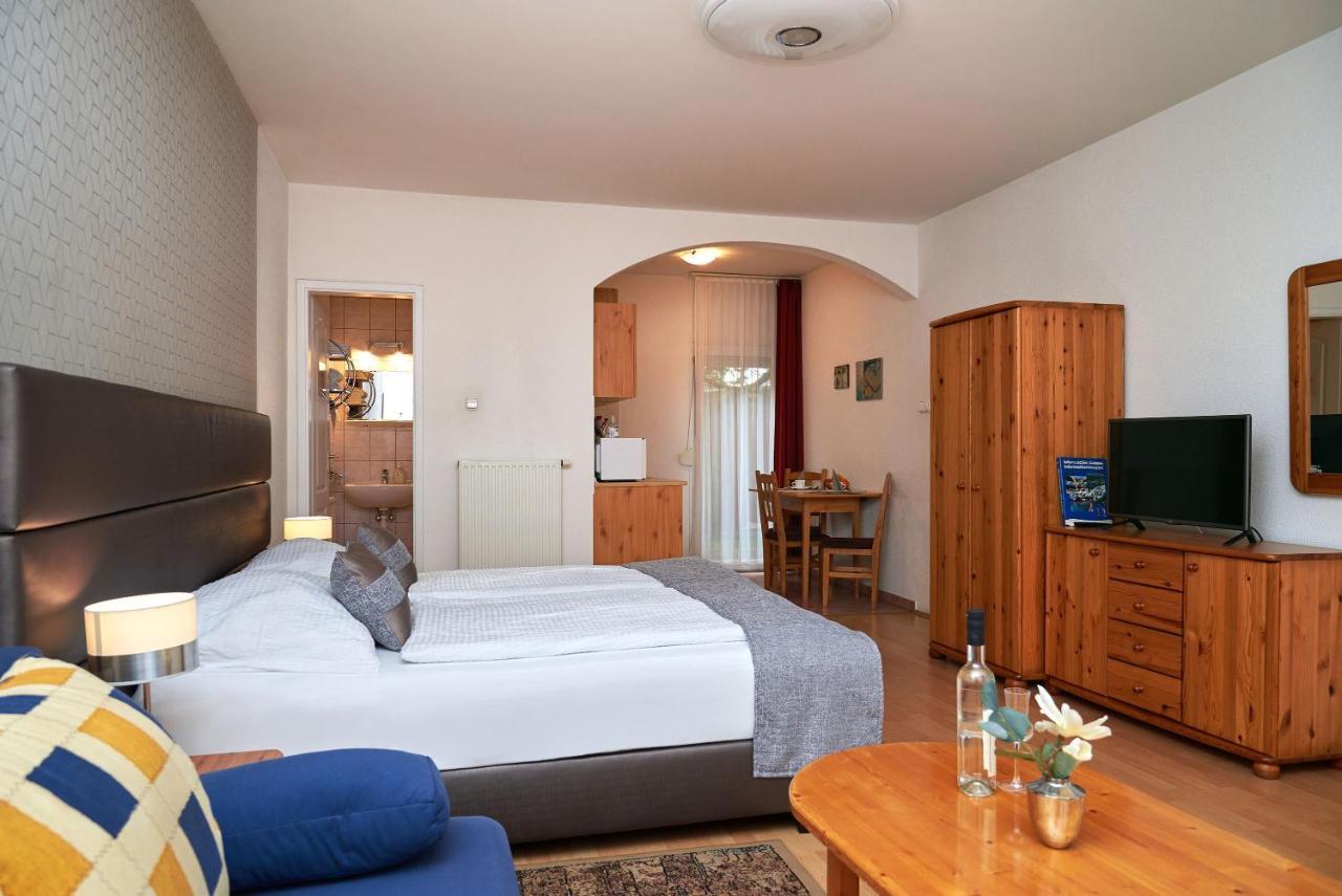 Apartman Brigitte Buekfuerdo Екстер'єр фото