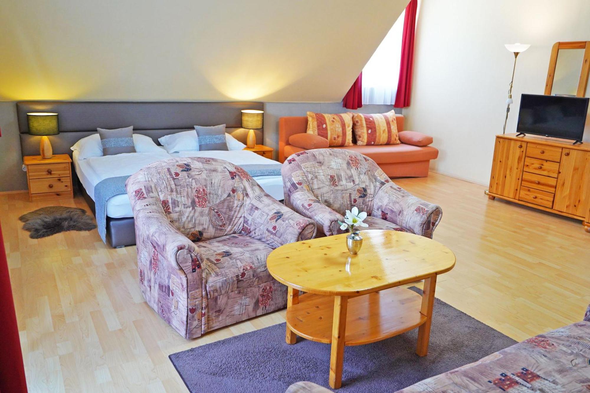 Apartman Brigitte Buekfuerdo Екстер'єр фото